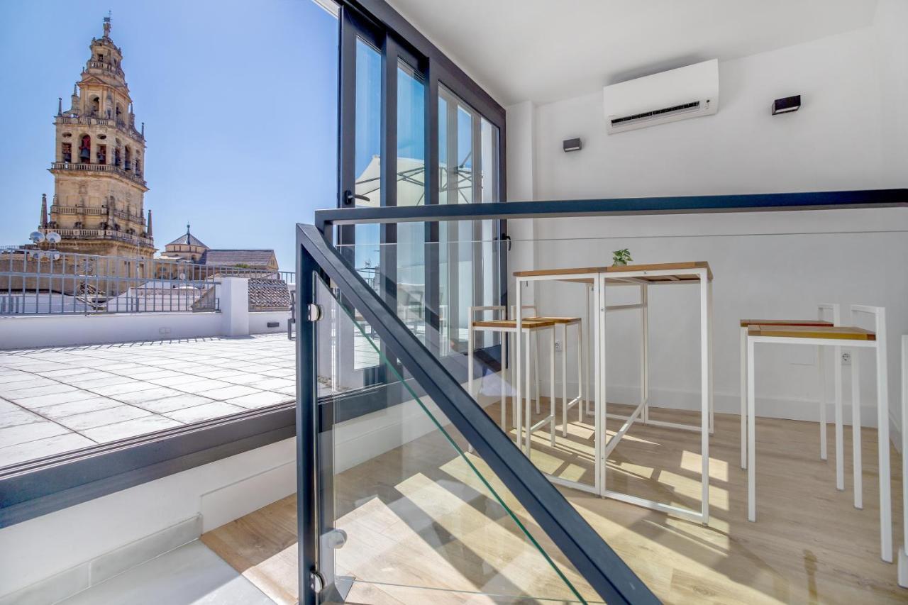 Victoria Suites Apartments Кордова Экстерьер фото